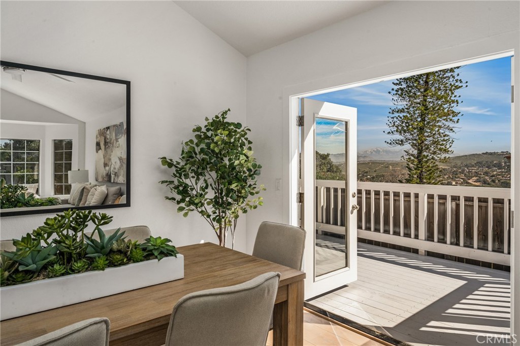 14312 Martin Riverside, CA 92503 - Photo 14 of 58