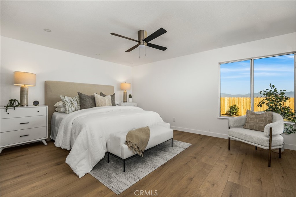 14312 Martin Riverside, CA 92503 - Photo 43 of 58 a spacious bedroom with a bed and a couch