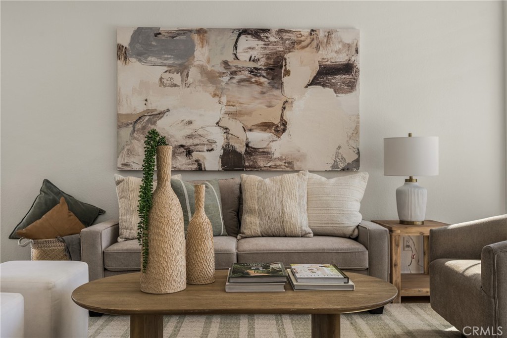 14312 Martin Riverside, CA 92503 - Photo 9 of 58