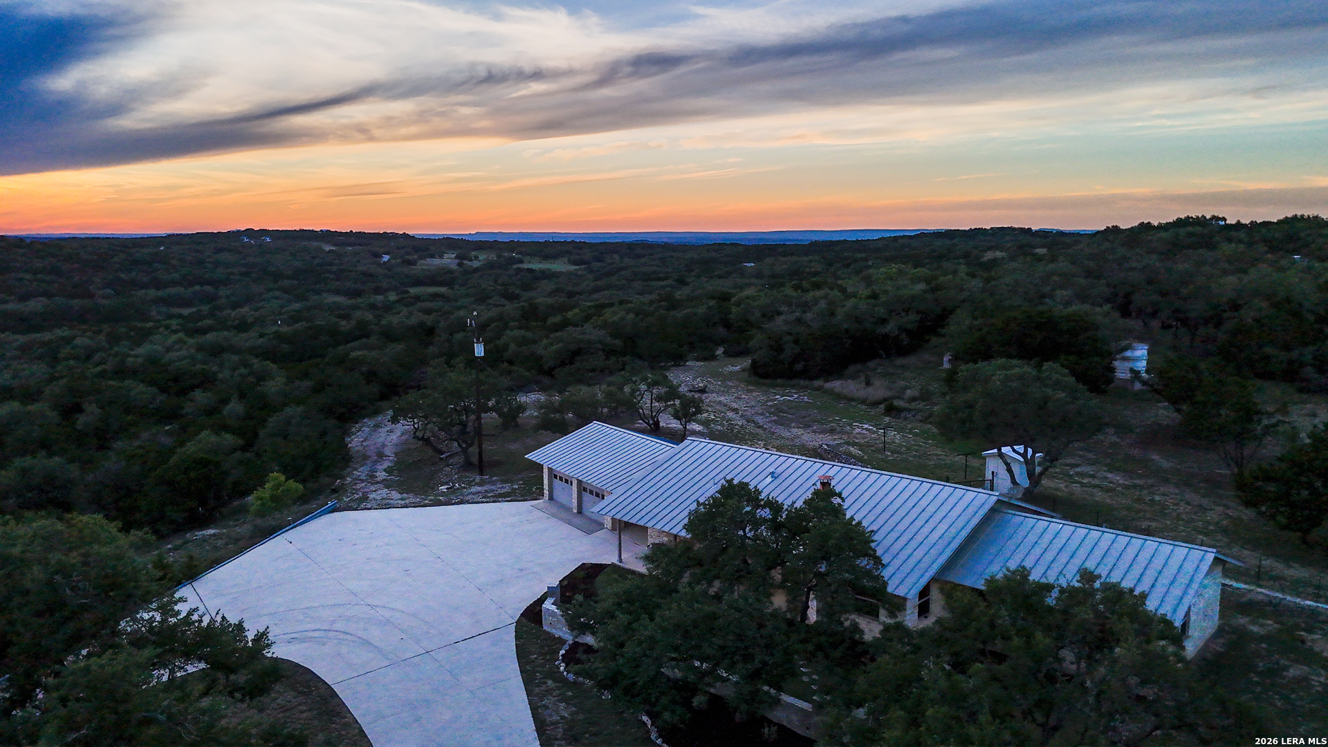 935 Spring Branch Road Spring Branch, TX 78070 - Photo 5 of 51