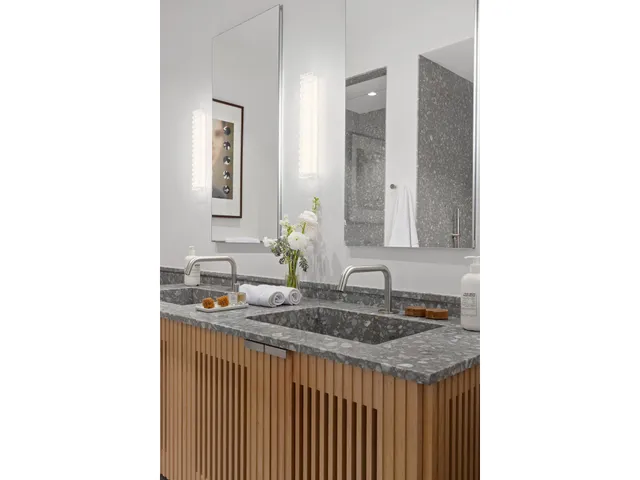 $3,200,000 | 30 Front Street, Unit 15D | DUMBO