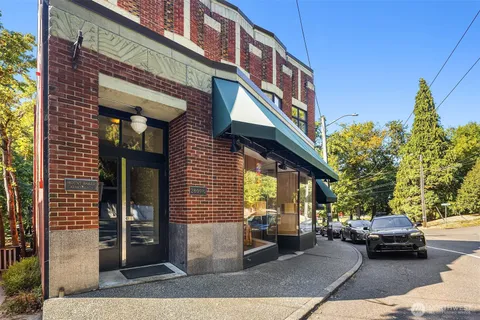 a street sign on a street corner