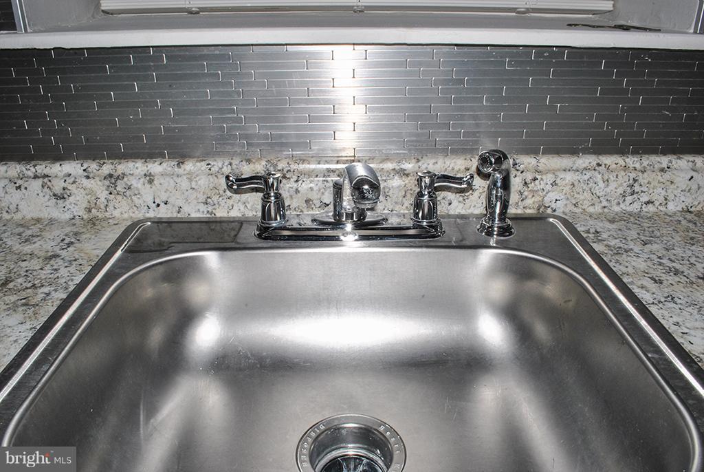 12135 Academy Road, Unit 31 Philadelphia, PA 19154 - Photo 14 of 38 Kitchen