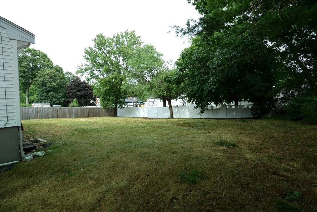 20 Smith Road Randolph, MA 02368 - Photo 3 of 7 Gallery Image 3