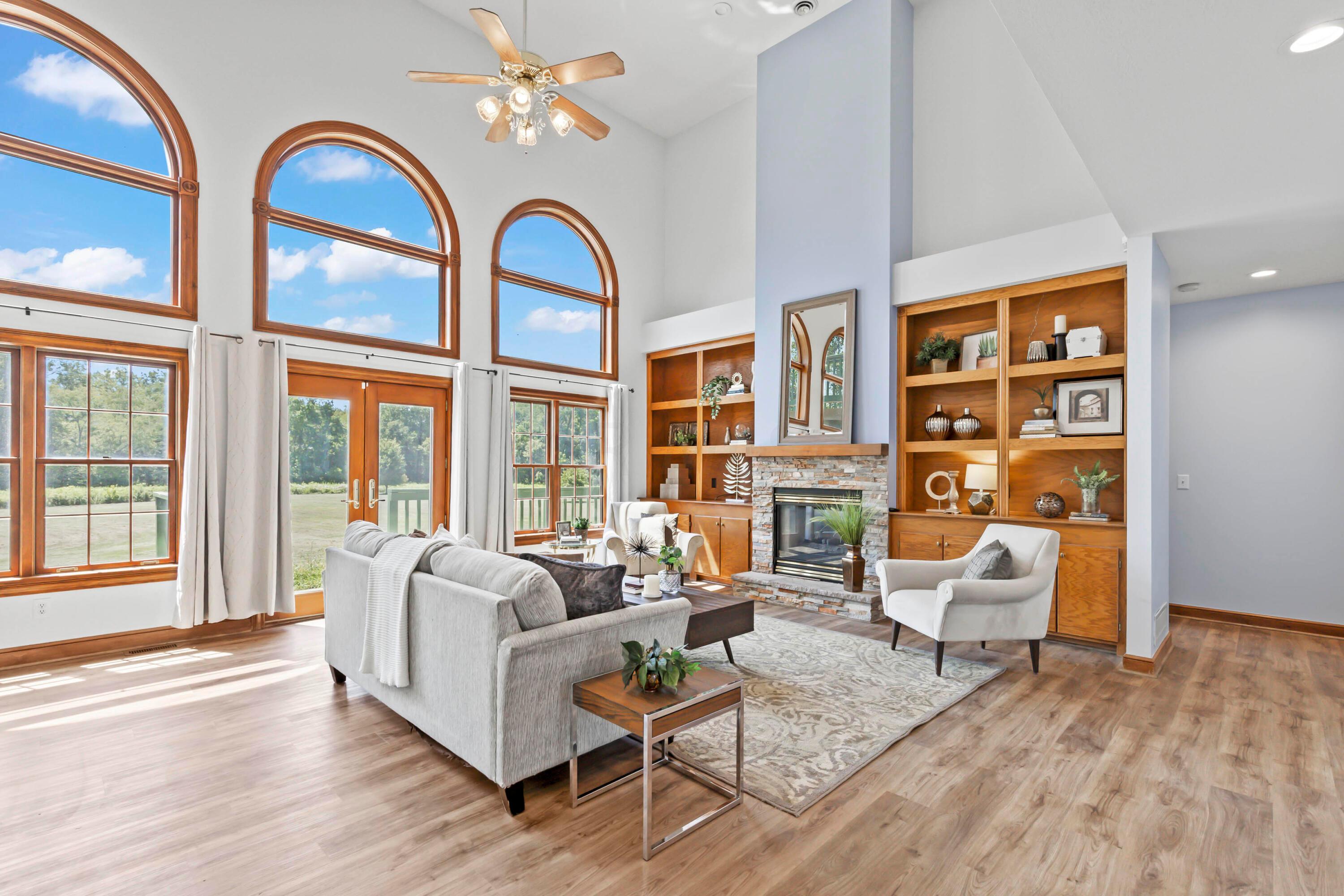 9511 Basil Road Northwest Baltimore, OH 43105 - Photo 24 of 89 Living Room
