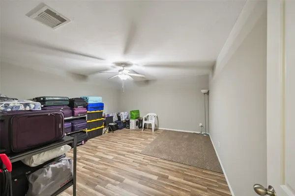 $497,500 | 163 Meadow Valley Drive, Conroe, TX 77384