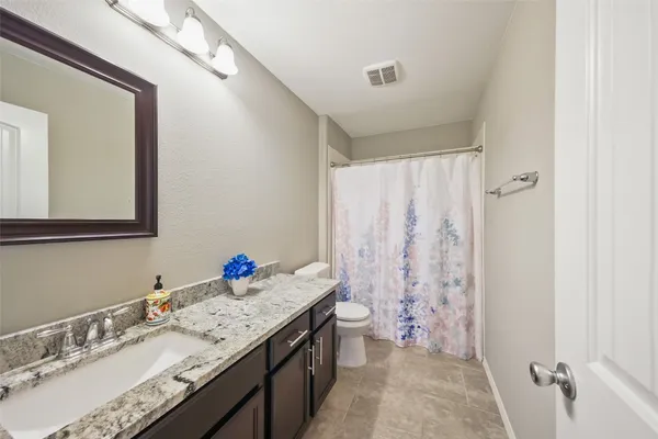 $497,500 | 163 Meadow Valley Drive, Conroe, TX 77384