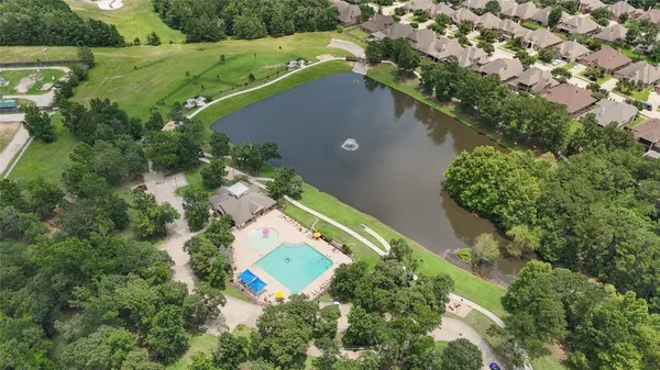 $497,500 | 163 Meadow Valley Drive, Conroe, TX 77384