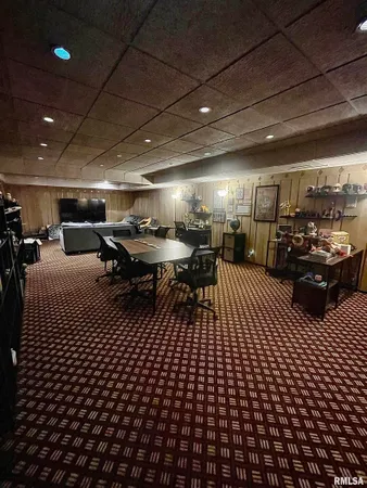 $165,000 | 10 Rye Court, Macomb, IL 61455