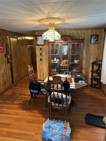 a living room filled with furniture