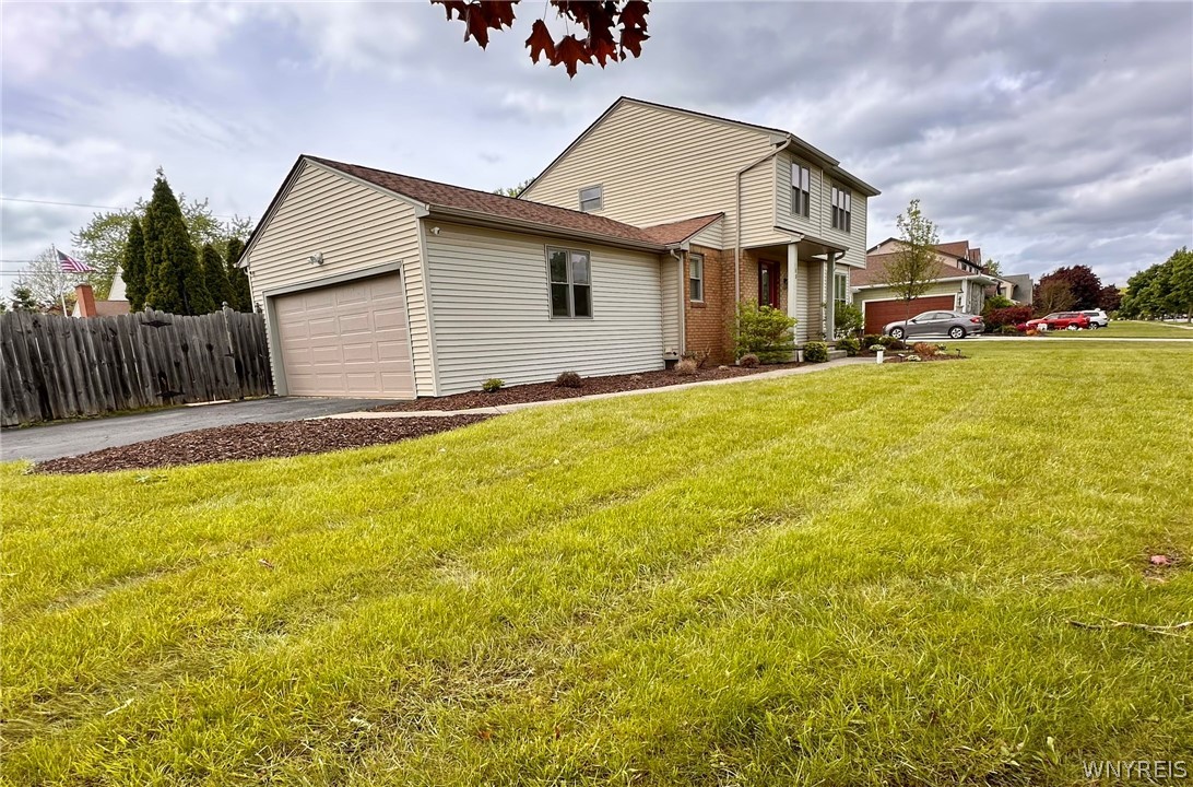 183 Patton Place Amherst, NY 14221 - Photo 4 of 22