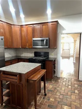 $2,000 | 4767 Lafaye Street, New Orleans, LA 70122