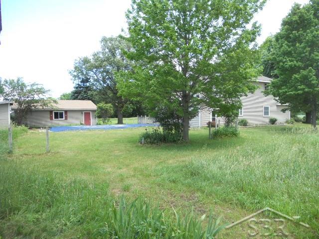 8183 North McCaffrey Road Owosso, MI 48867 - Photo 27 of 27 31324012-26.JPG
