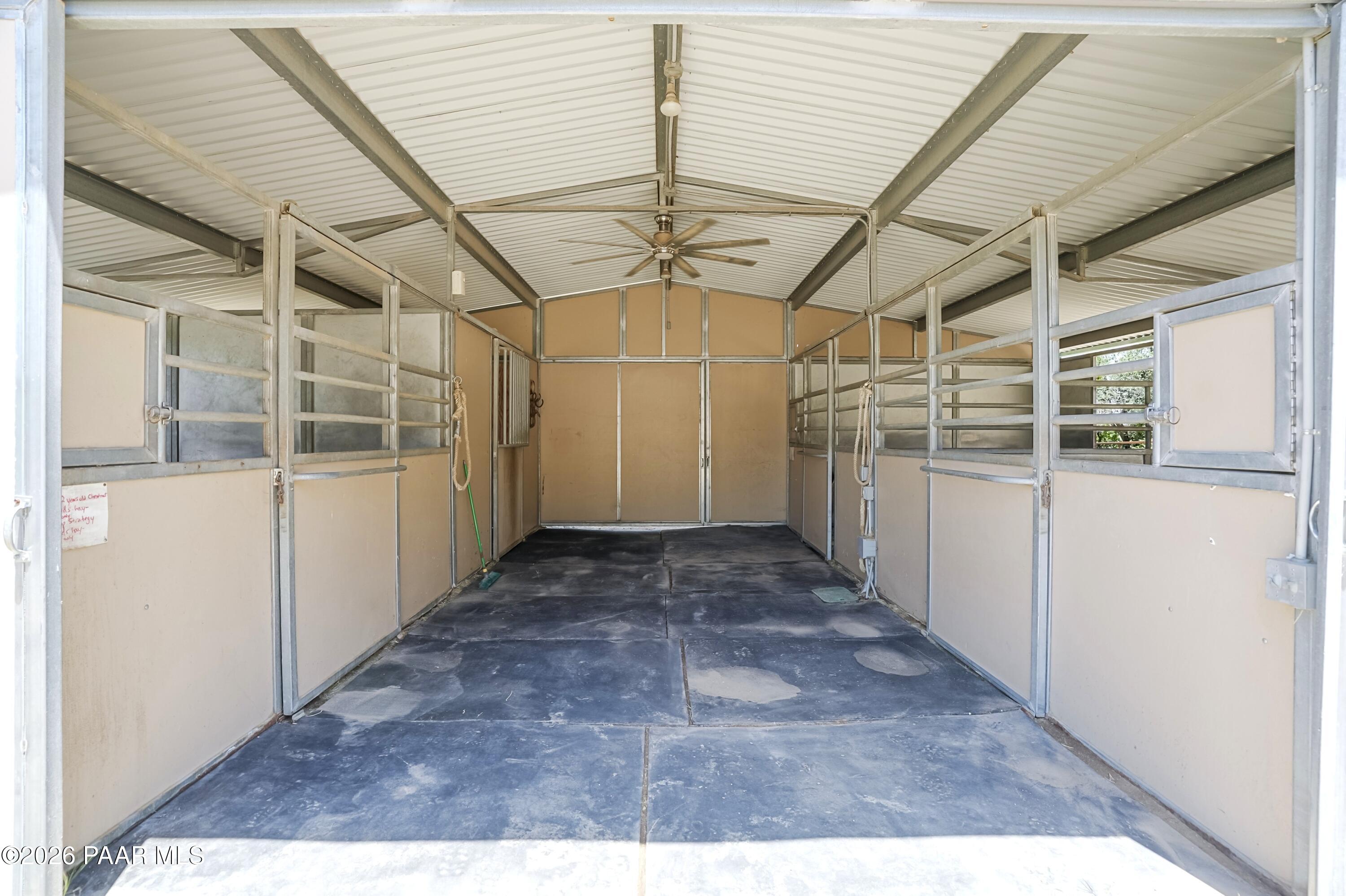 1584 West Cliff Rose Road Prescott, AZ 86305 - Photo 49 of 66 Barn