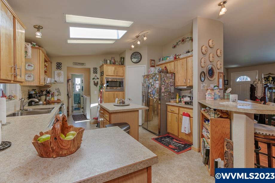 1630 Wallace Road Northwest, Unit 19 Salem, OR 97304 - Photo 16 of 26