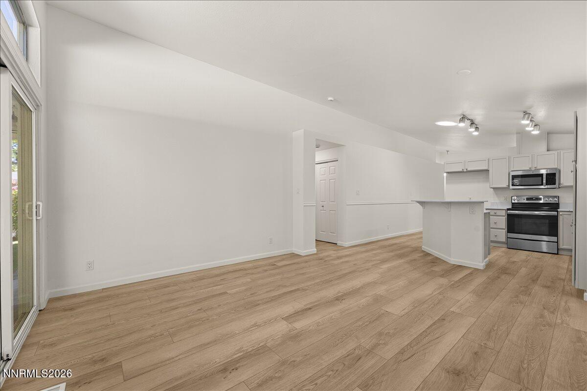 6913 Tesoro Court Reno, NV 89523 - Photo 18 of 46 18-6913 Tesoro Court Reno NV 89523 (18 o