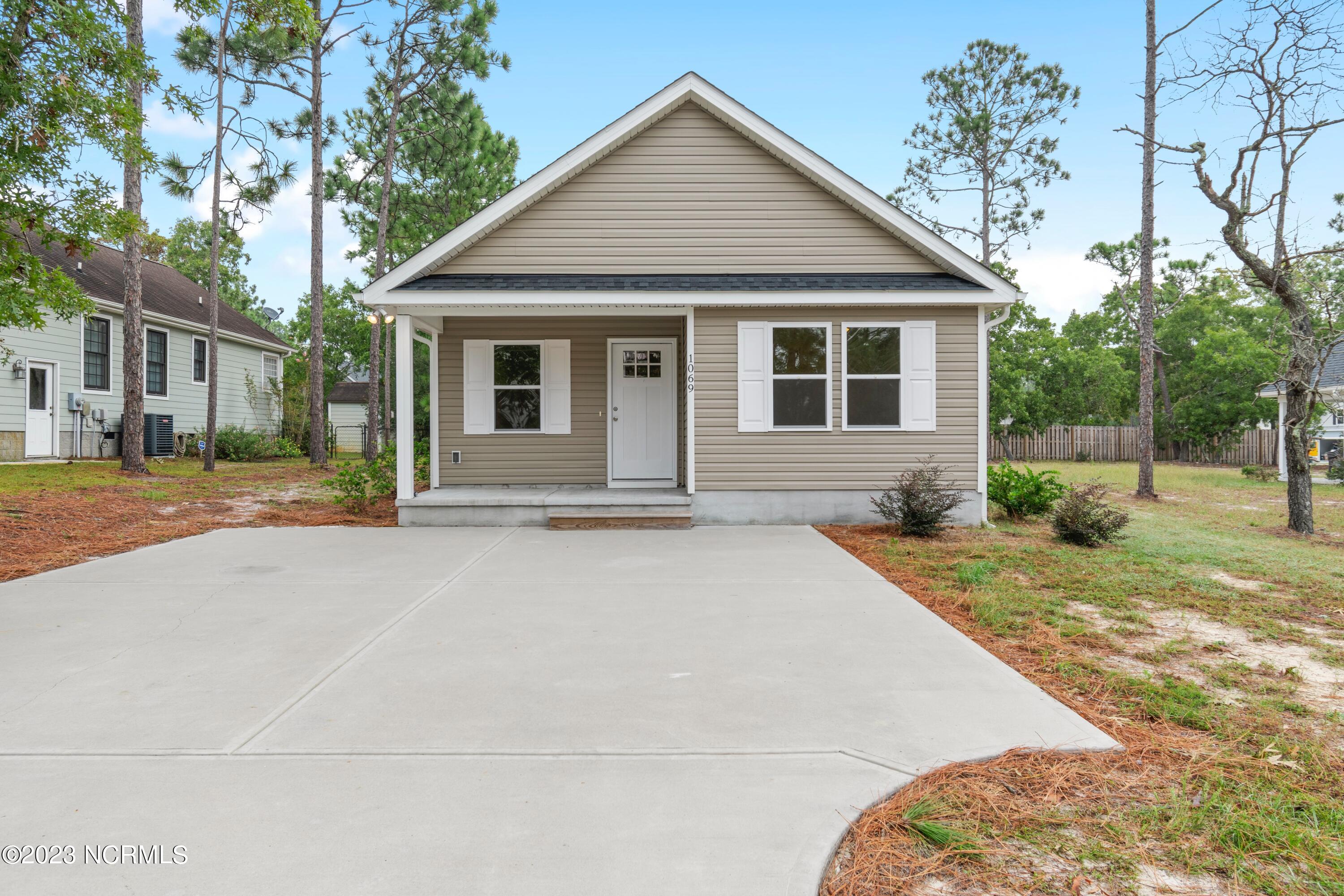 1069 Morehead Road Southport, NC 28461 - Photo 2 of 26 1069MoreheadRd - 2
