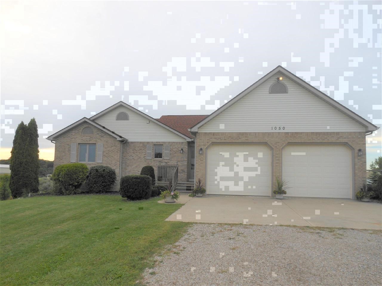 1050 West Brown Road Mayville, MI 48744 - Photo 1 of 25 21502307.JPG