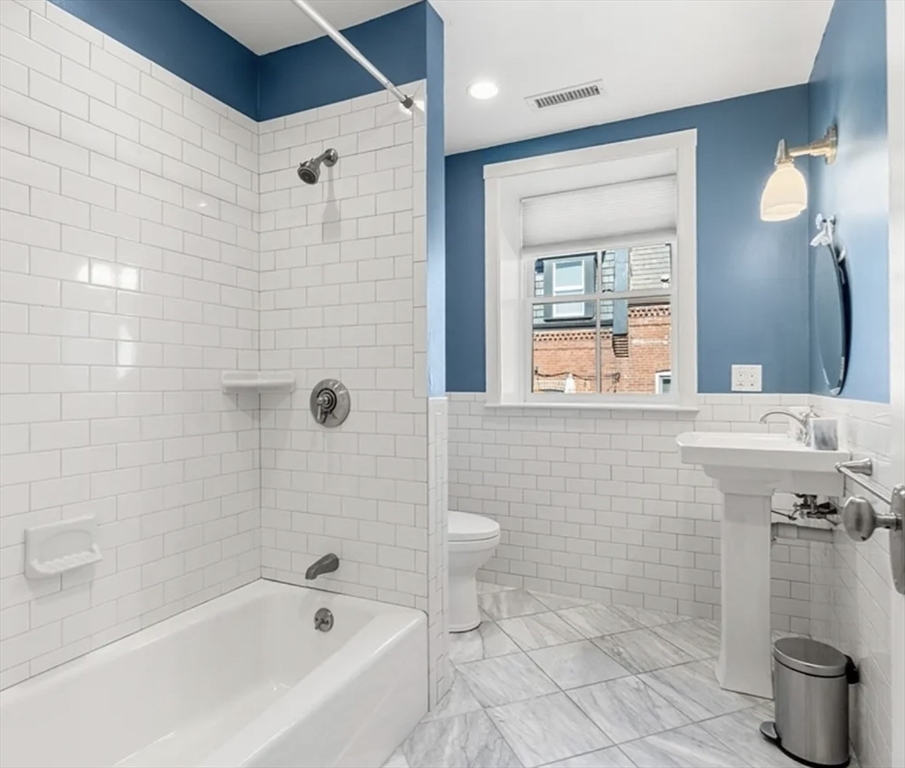 653 East 3rd Street Boston, MA 02127 - Photo 16 of 22