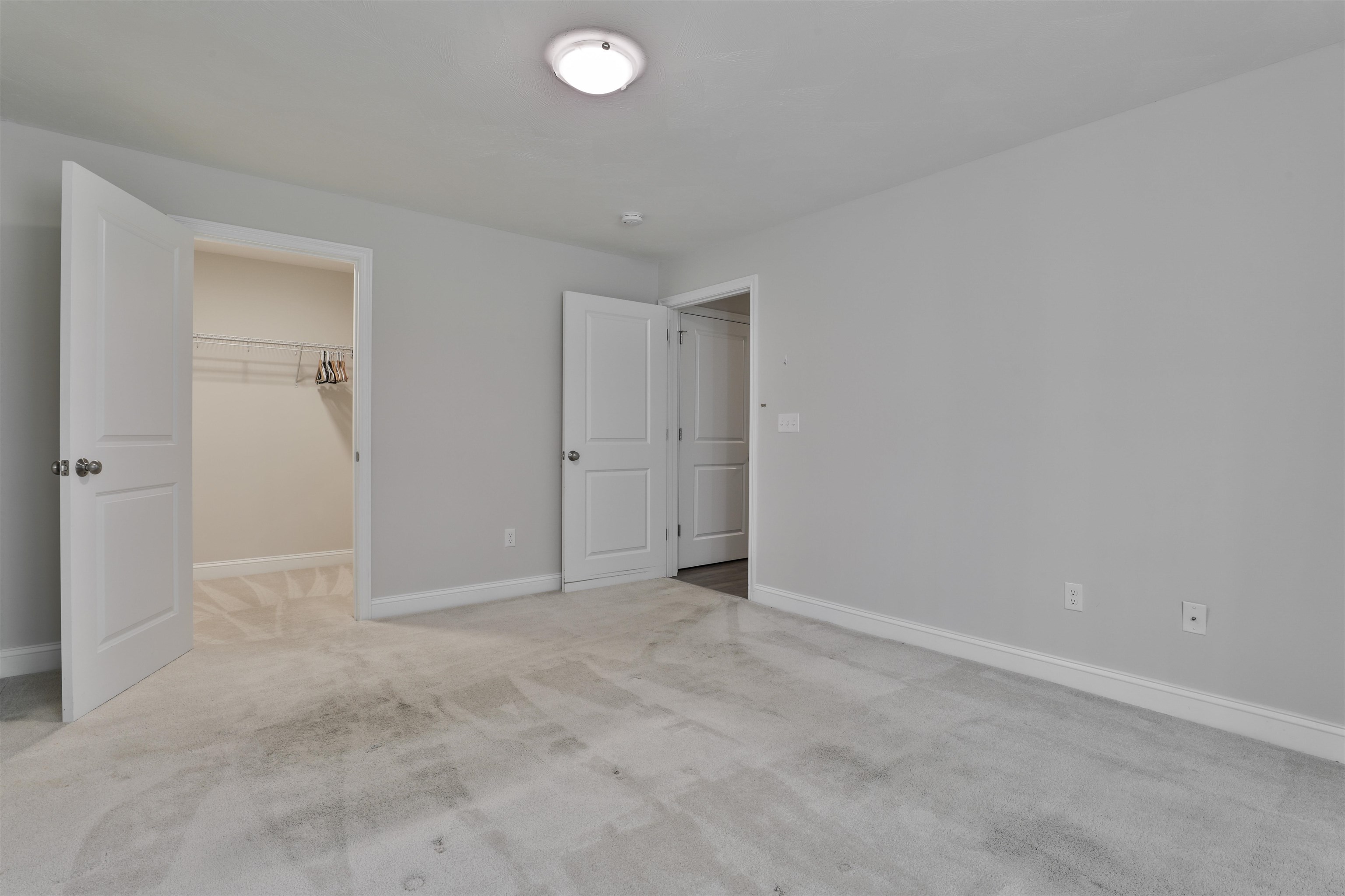 29 Bennett Street Nashua, NH 03064 - Photo 6 of 15
