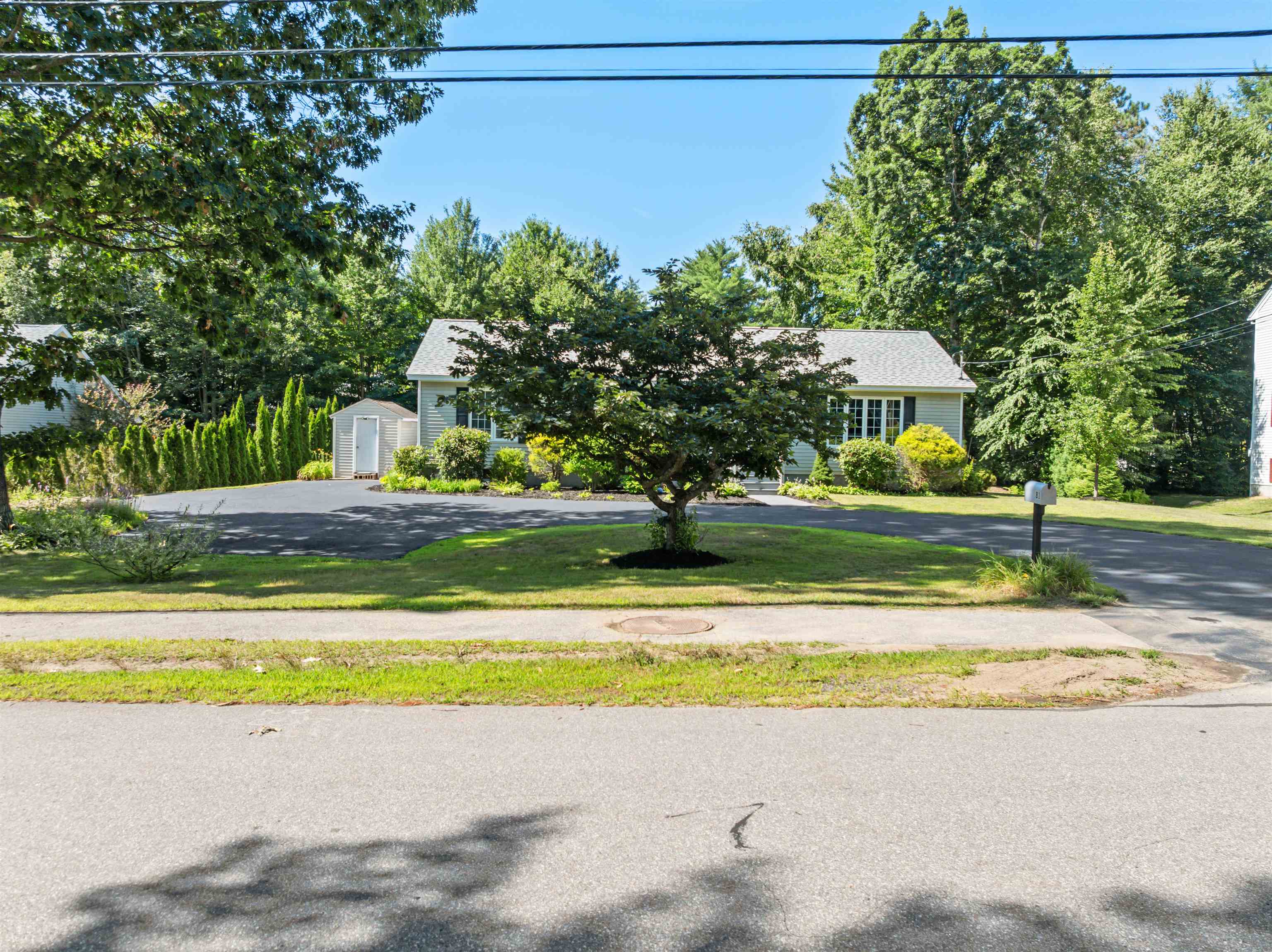 81 Lynnewood Road Laconia, NH 03246 - Photo 6 of 53