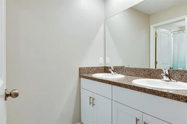 $2,800 | 4914 Wild Senna Boulevard, Tampa, FL 33619