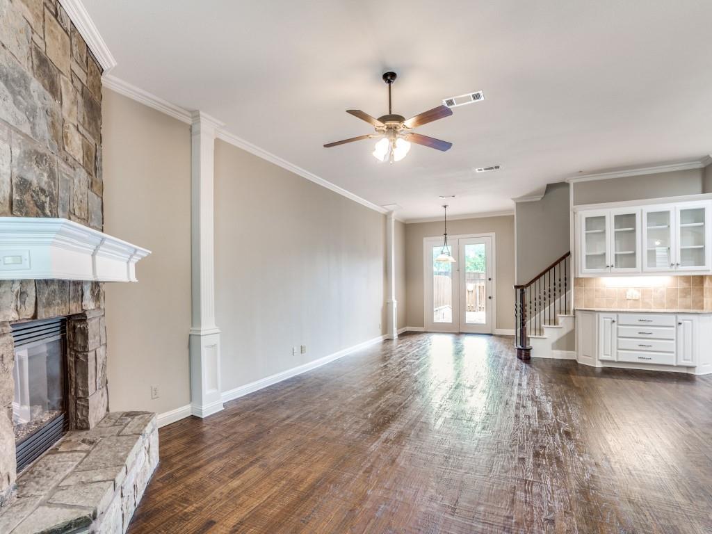 1402 Hampton Road Grapevine, TX 76051 - Photo 2 of 12