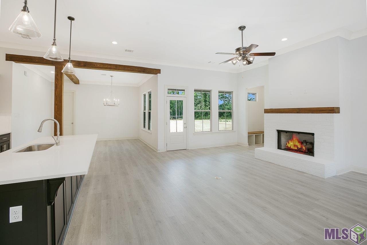 9839 Cane Mill Road Denham Springs, LA 70706 - Photo 8 of 19 Gallery Image 8