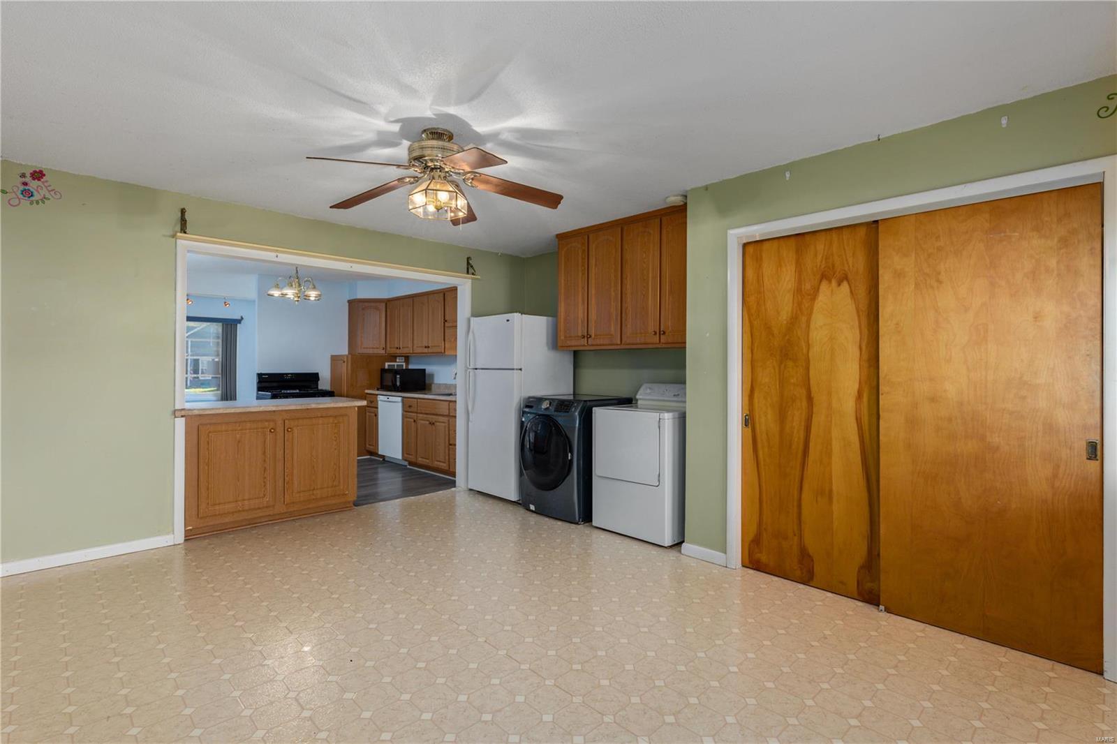 74 Lilac Lane Springfield, IL 62702 - Photo 16 of 22 Gallery Image 16