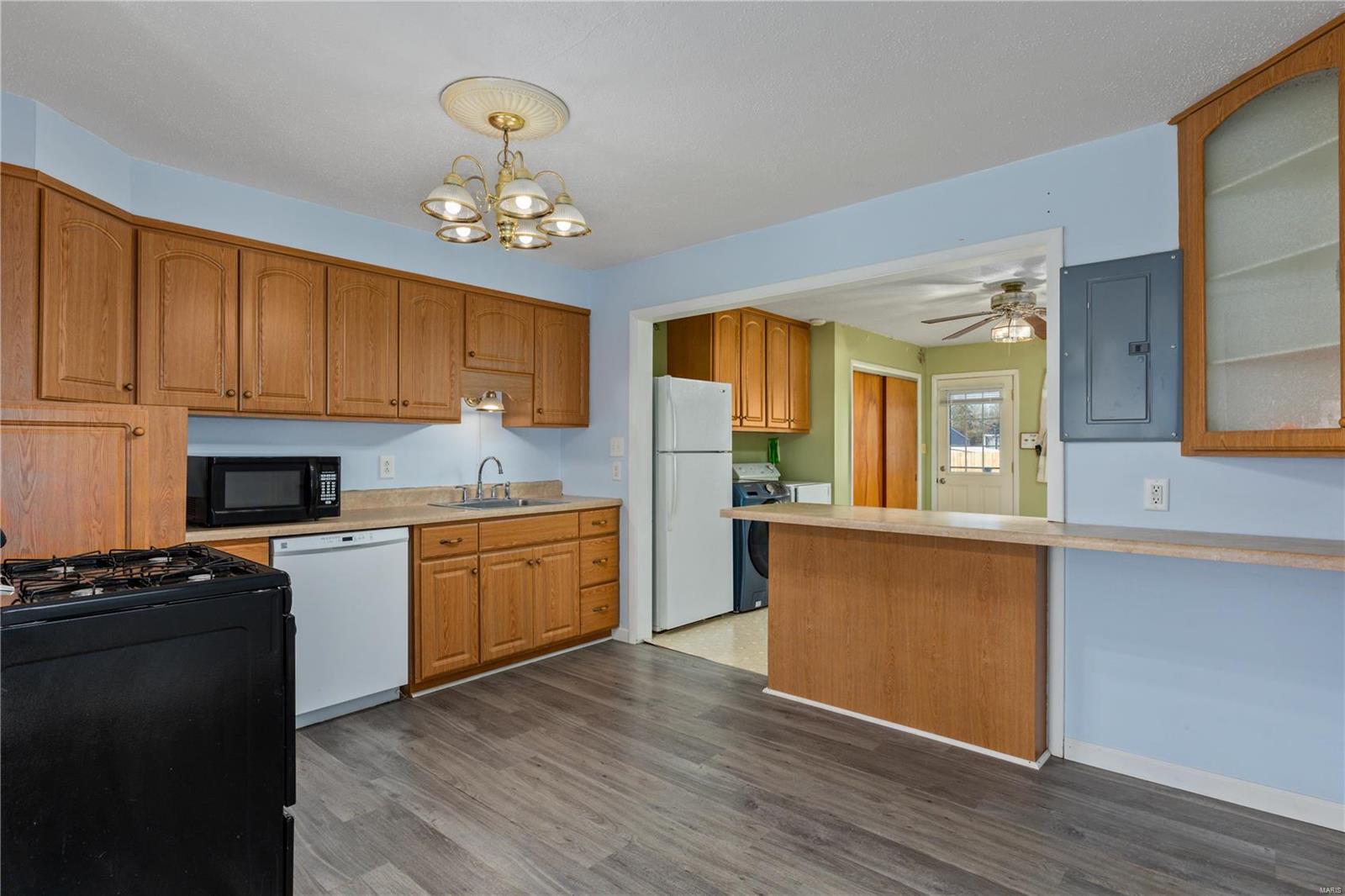74 Lilac Lane Springfield, IL 62702 - Photo 3 of 22 Gallery Image 3