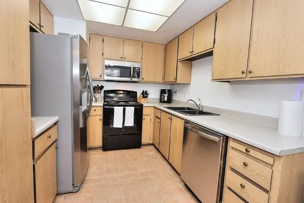$260,000 | 5309 Winfield Way, Unit 4, Sacramento, CA 95841