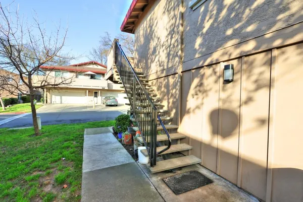 $260,000 | 5309 Winfield Way, Unit 4, Sacramento, CA 95841