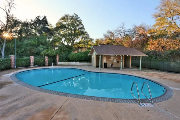 $260,000 | 5309 Winfield Way, Unit 4, Sacramento, CA 95841