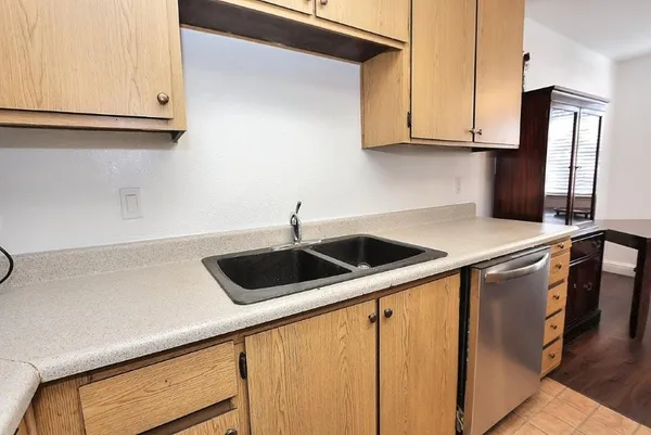 $260,000 | 5309 Winfield Way, Unit 4, Sacramento, CA 95841