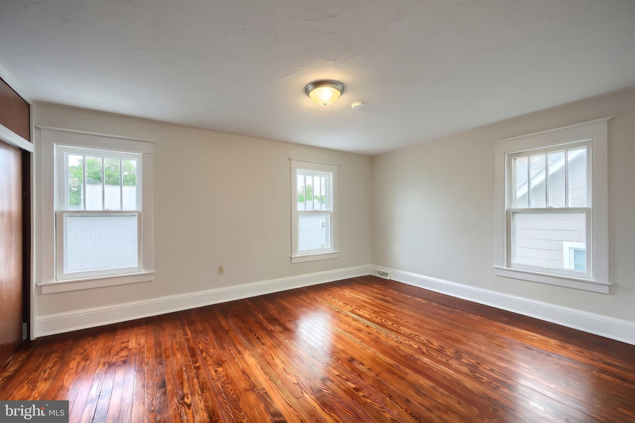 1019 West College Avenue York, PA 17404 - Photo 26 of 31 Bedroom 2