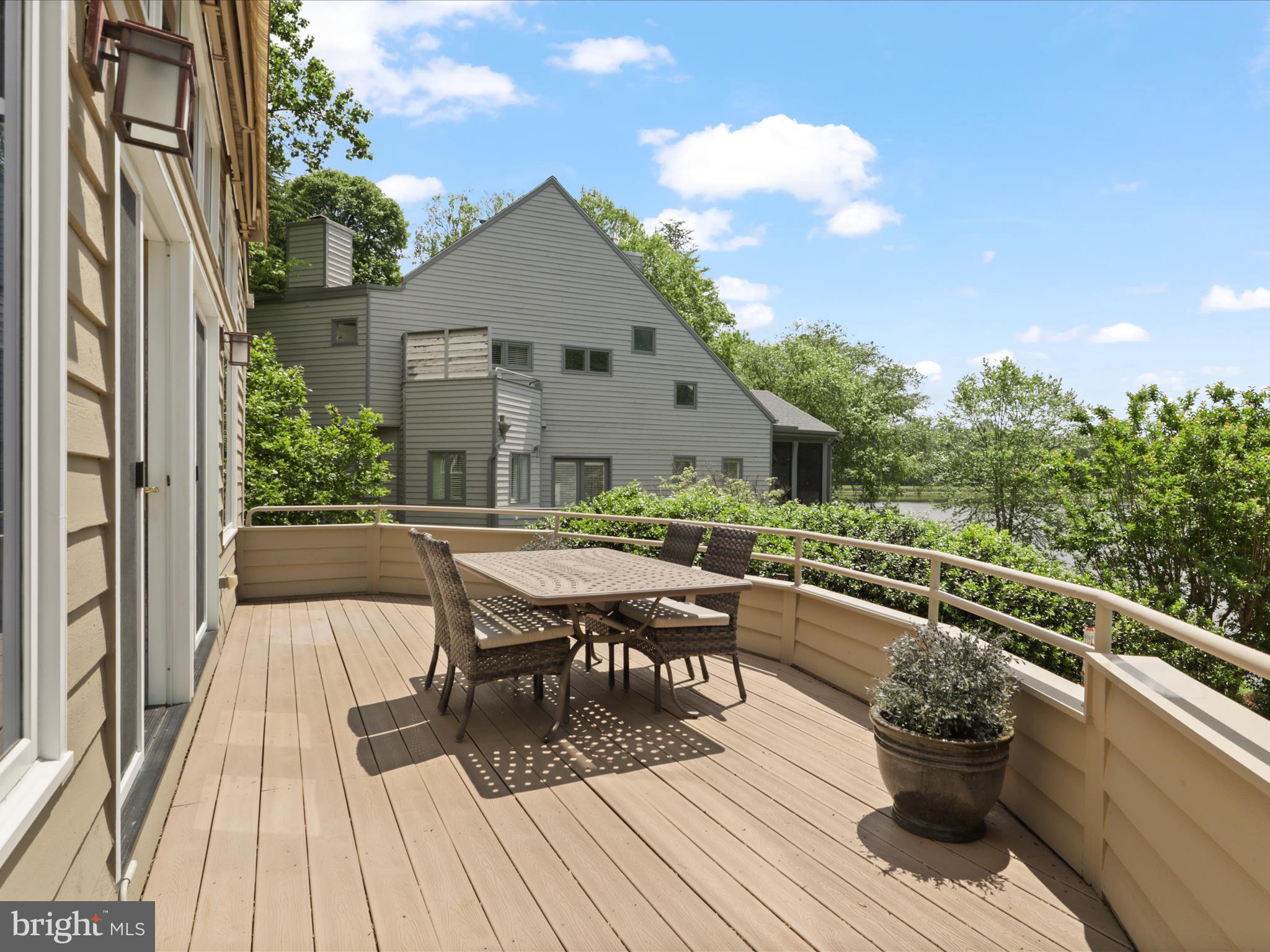 11583 Greenwich Point Road Reston, VA 20194 - Photo 6 of 57 Gallery Image 6