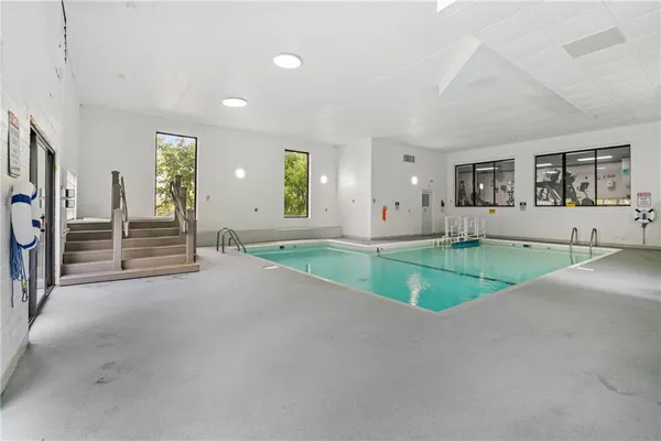 $290,000 | 5600 Munhall Road, Unit 606, Pittsburgh, PA 15217