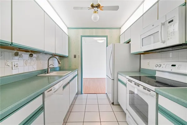 $290,000 | 5600 Munhall Road, Unit 606, Pittsburgh, PA 15217