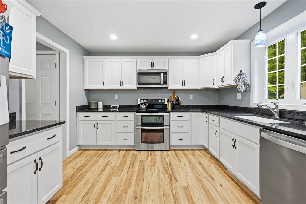 85 Wilson Road Belchertown, MA 01007 - Photo 10 of 35 Gallery Image 10