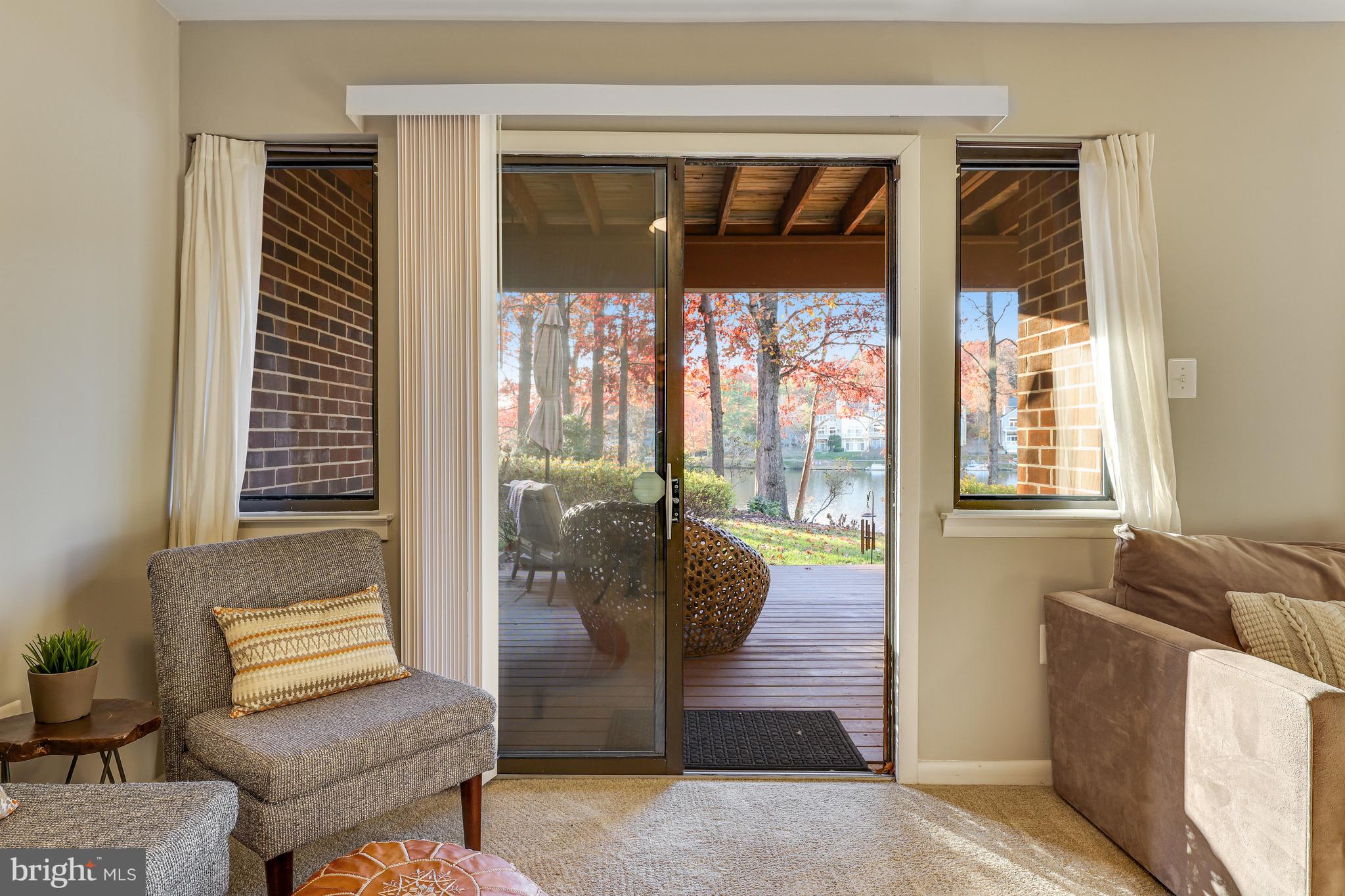 11010 Thrush Ridge Road Reston, VA 20191 - Photo 48 of 87 a living room with furniture and a window