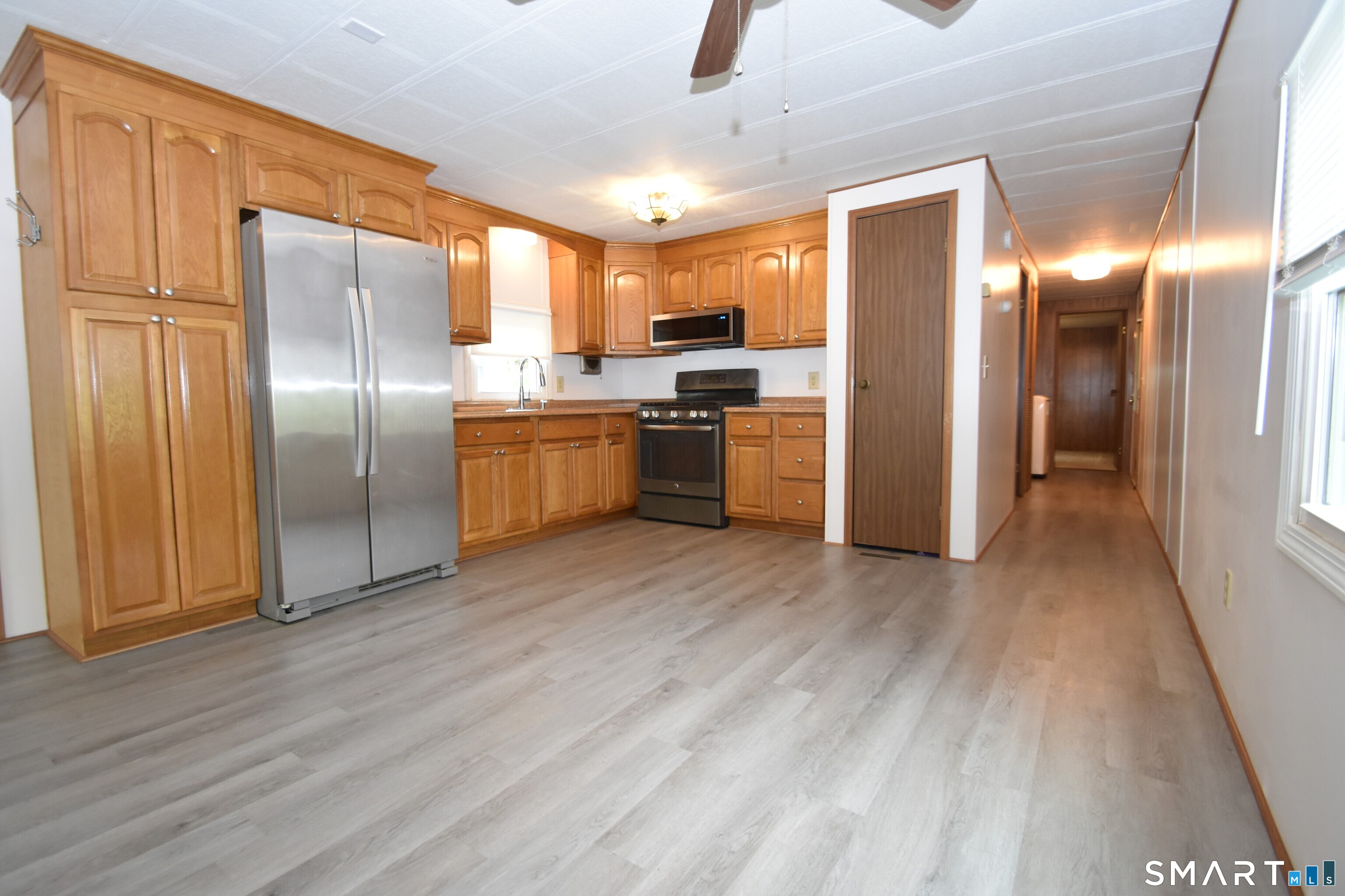 325 Kelly Road Vernon, CT 06066 - Photo 3 of 10 Eat-In Kitchen