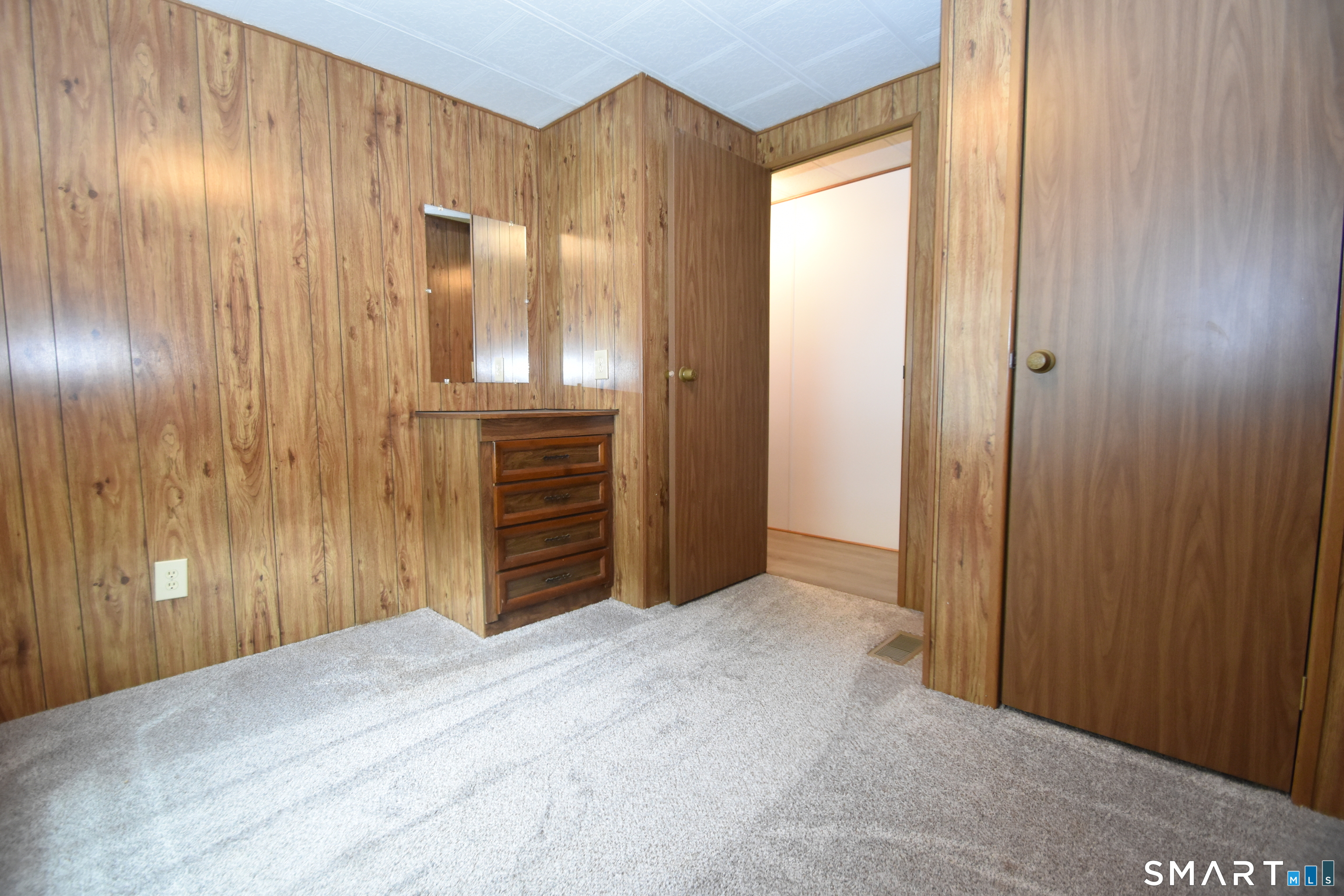 325 Kelly Road Vernon, CT 06066 - Photo 8 of 10 Bedroom 2