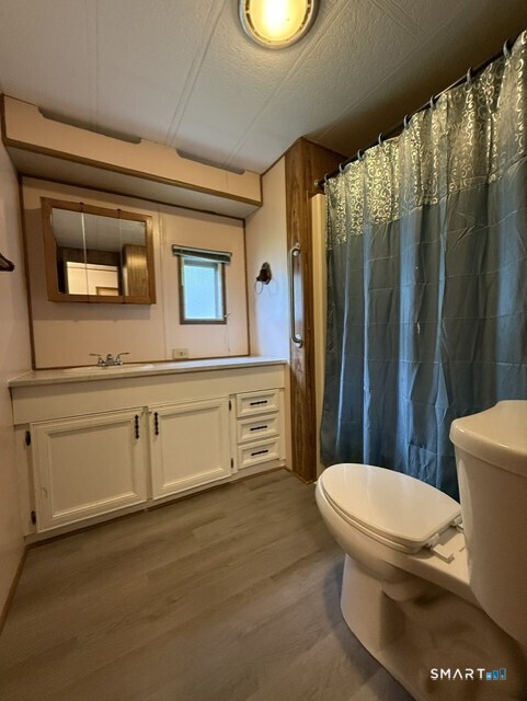 325 Kelly Road Vernon, CT 06066 - Photo 10 of 10 Full Bath