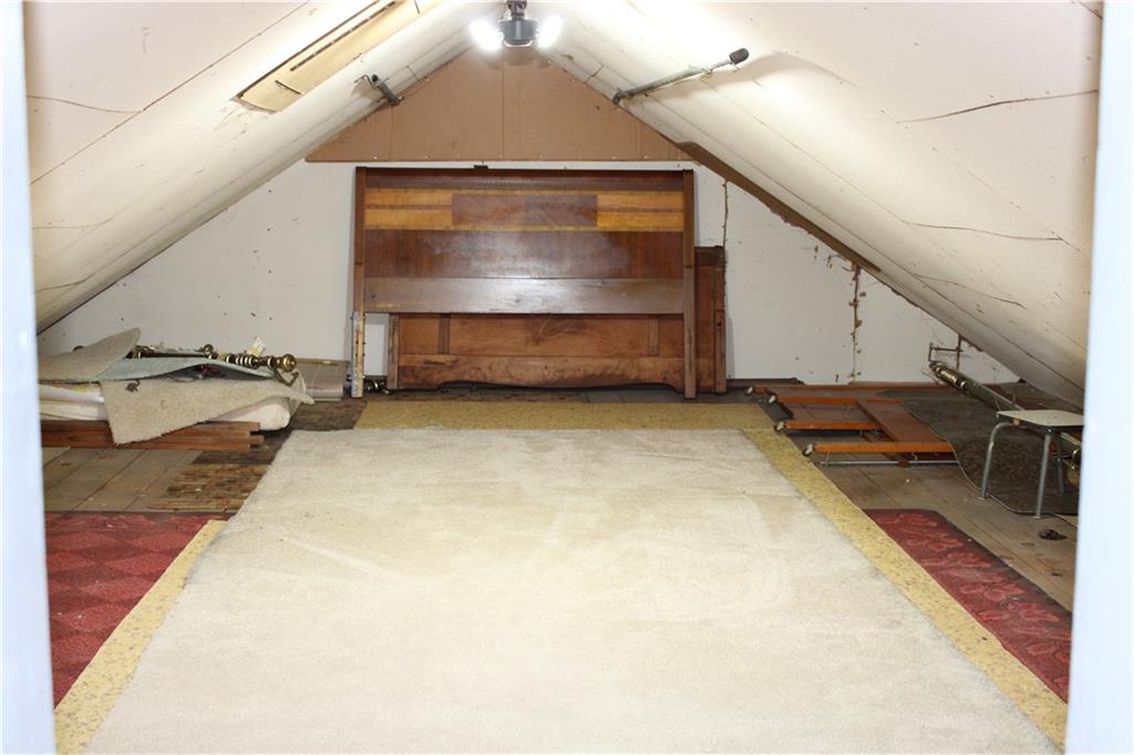 178 North Washington Road Apollo, PA 15613 - Photo 15 of 29 a view of a garage