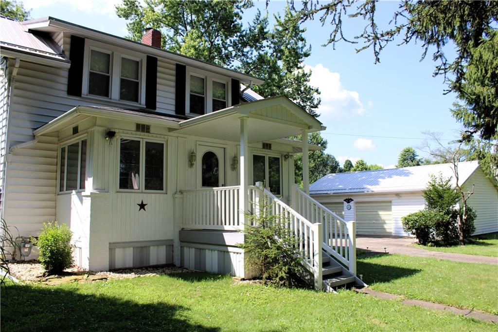 178 North Washington Road Apollo, PA 15613 - Photo 2 of 29 a front view of a house with a yard