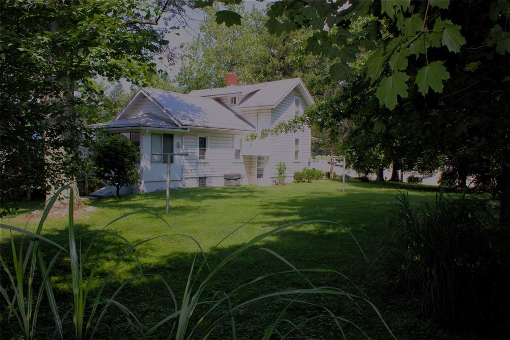 178 North Washington Road Apollo, PA 15613 - Photo 21 of 29 a front view of a house with a garden