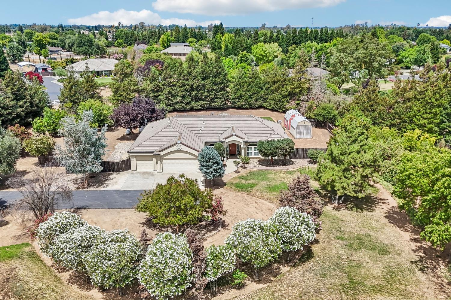 3293 East Woodson Road Acampo, CA 95220 - Photo 8 of 55 Gallery Image 8