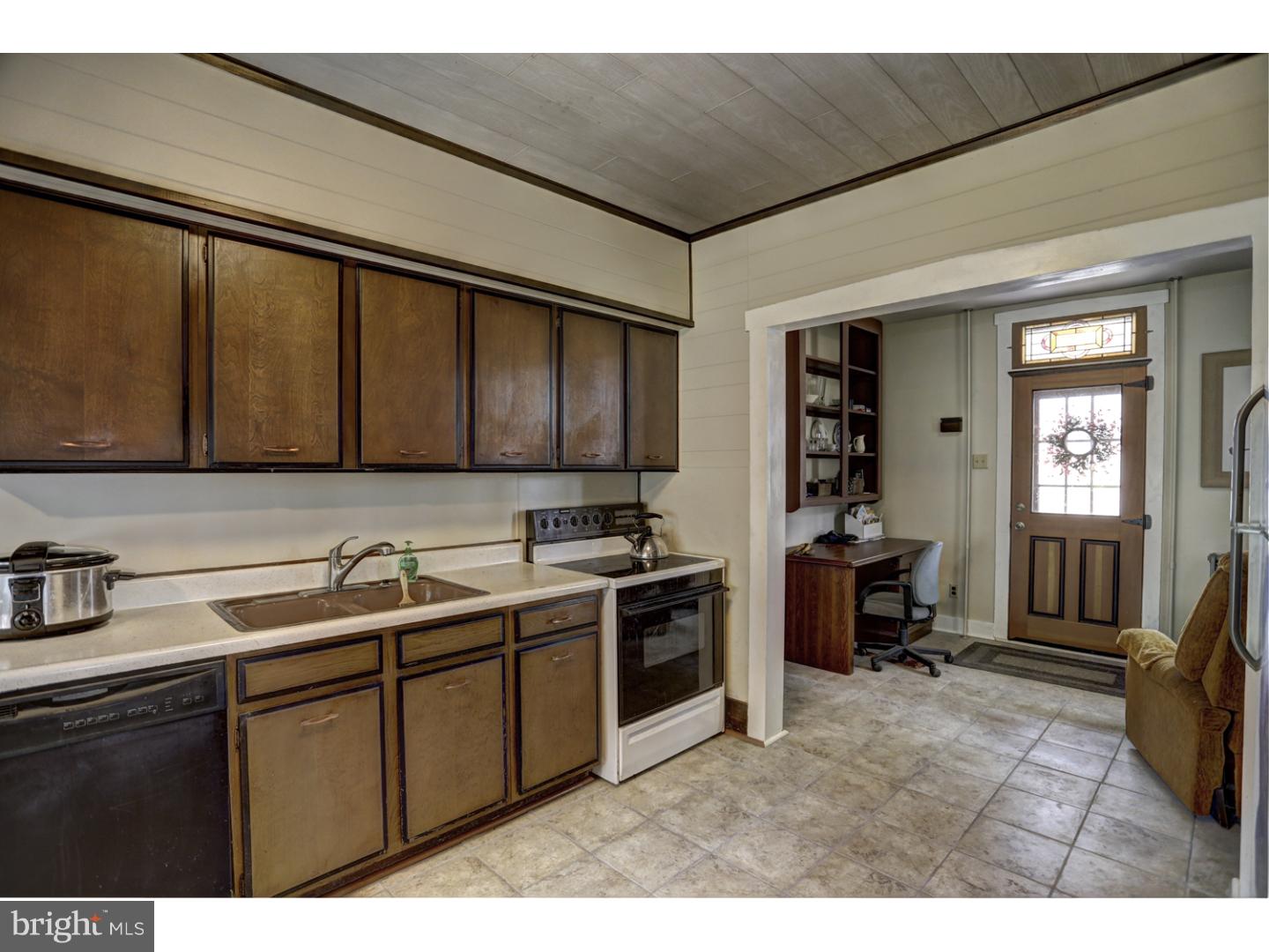 290 North Good Spring Road Hegins, PA 17938 - Photo 8 of 22 Gallery Image 8