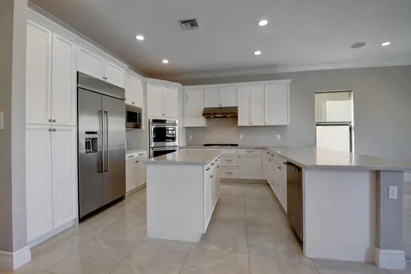 $12,000 | 9344 Eden Roc Court, Delray Beach, FL 33446