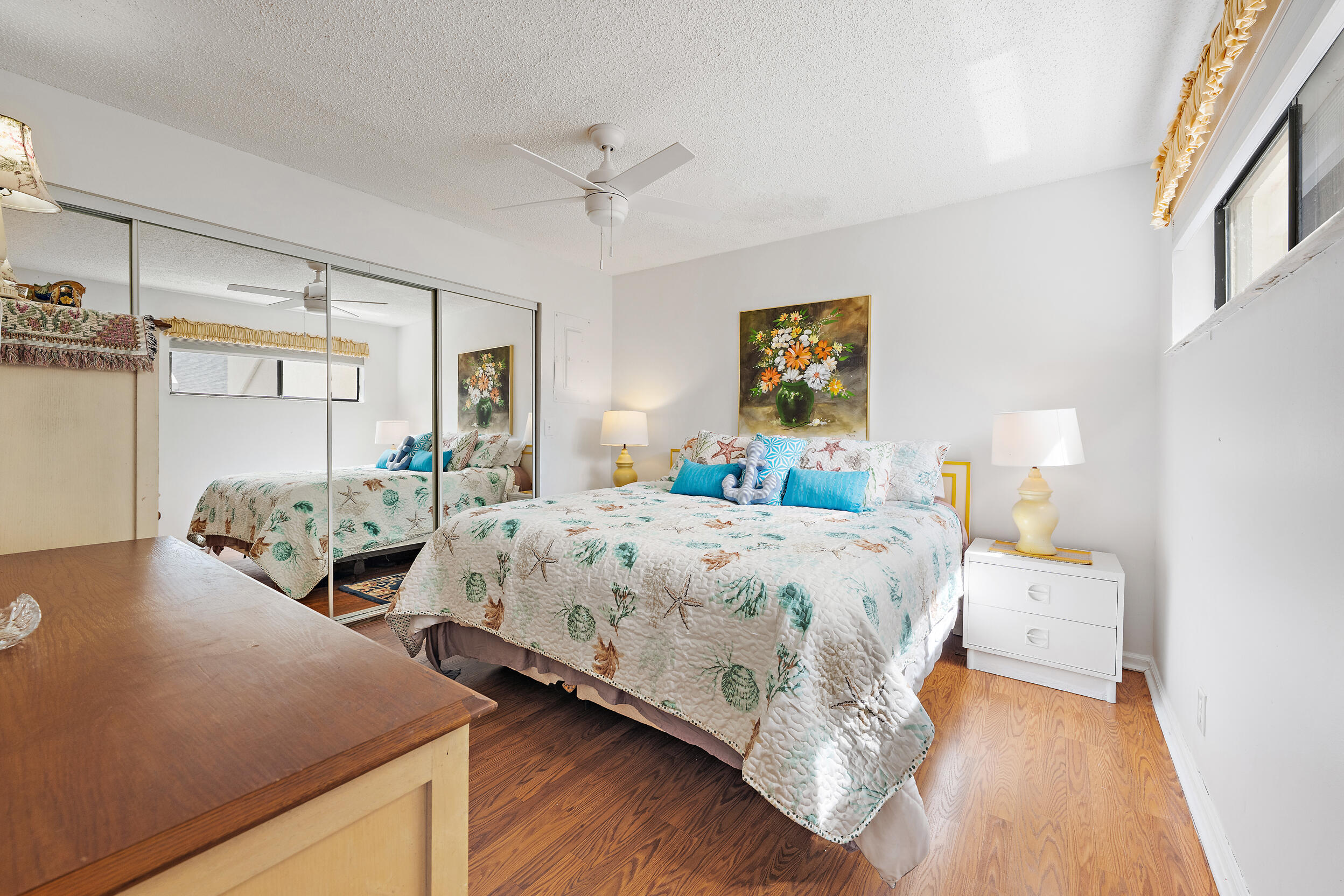 1605 U S 1, Unit 13G Jupiter, FL 33477 - Photo 14 of 23 Guest Bedroom